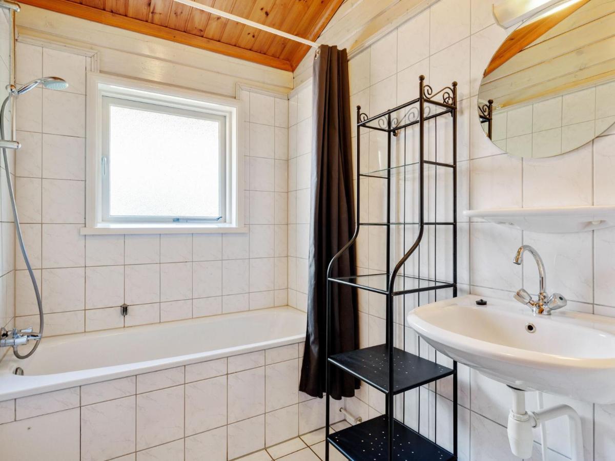Luxurious Chalet In Guelders By The Forest Hulshorst Bagian luar foto